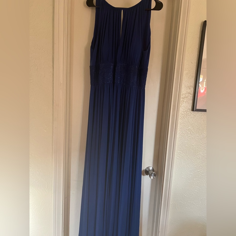 Elegant Blue Sleeveless Dress